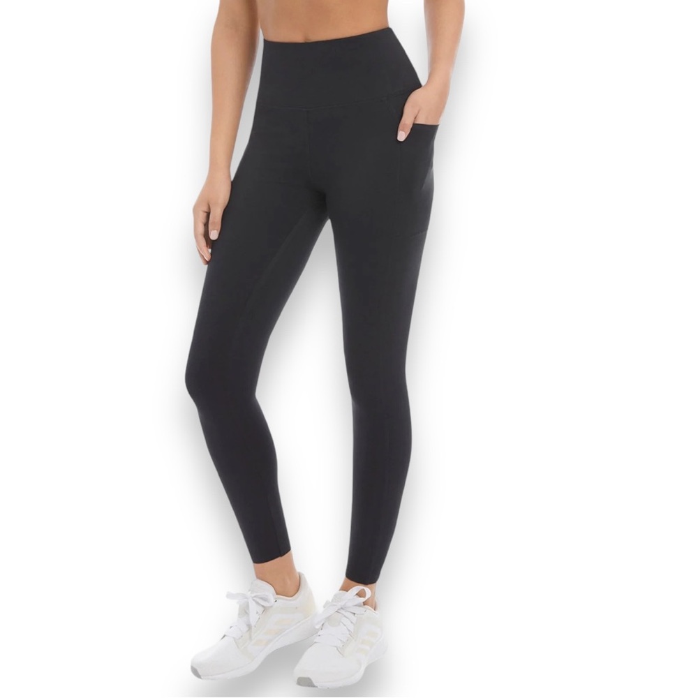 Danskin Women's High Rise Bonded Legging With 2 side pockets size L